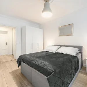 Apartment The Lachmann Vh, 2br One Living Up To 7 People Berlin